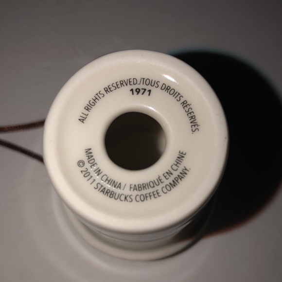 Starbucks Ornaments Lot-Starbucks Cups Ornaments 1971, 1992, 2011, 2011 Holiday - Picture 3 of 10